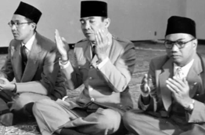 Hari Lahir Pancasila, Bung Karno Dan Cerita Lucu Kopiah Gresik - Jawa Pos