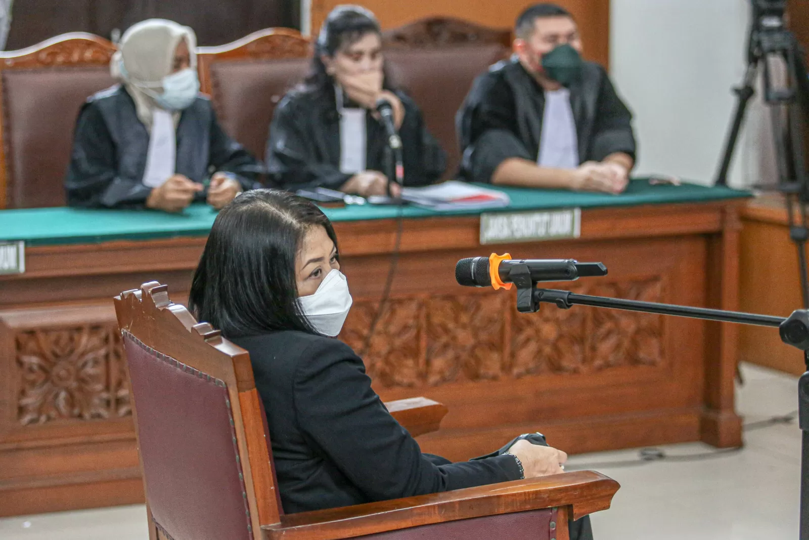 Jaksa Sidang Putri Sambo Pakai Tas Fendi KW, Ini Cara Bedakan Produk Mewah  Asli dan Palsu