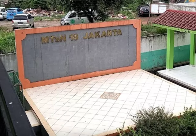 Begini Kronologi 3 Siswa Meninggal Karena Tembok MTsN 19 Roboh - Jawa Pos