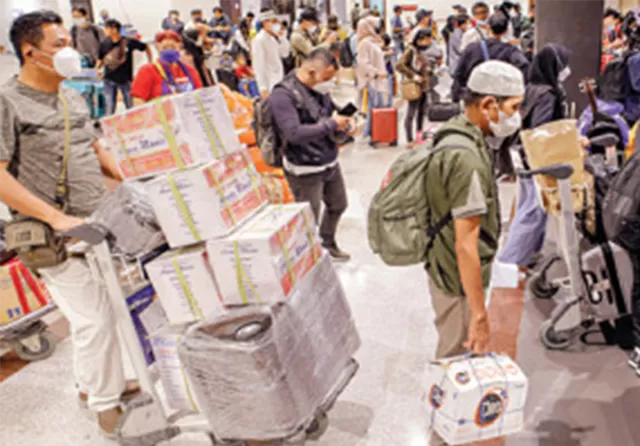 Penumpang Di Bandara Juanda Melonjak, Dua Maskapai Minta Extraflight ...