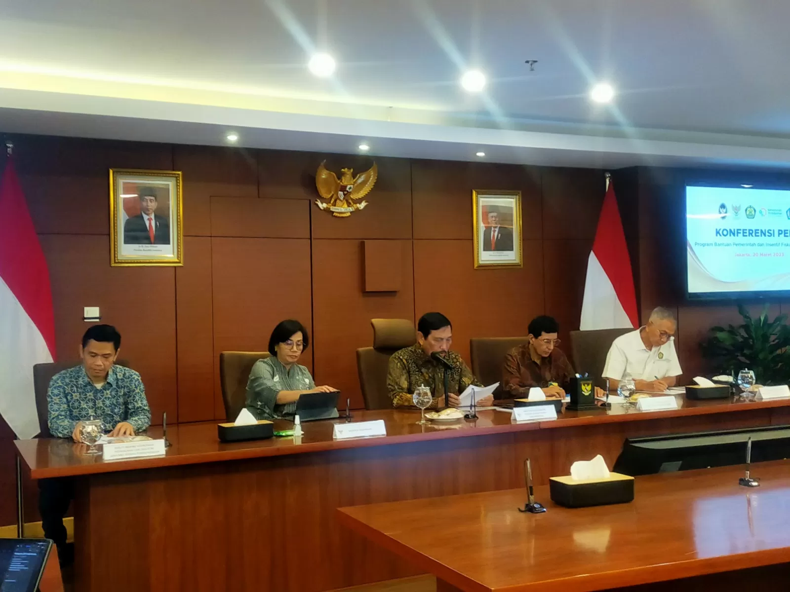 Hingga 2024, Beli Motor Listrik Baru Dan Konversi Disubsidi Rp 7 Juta ...