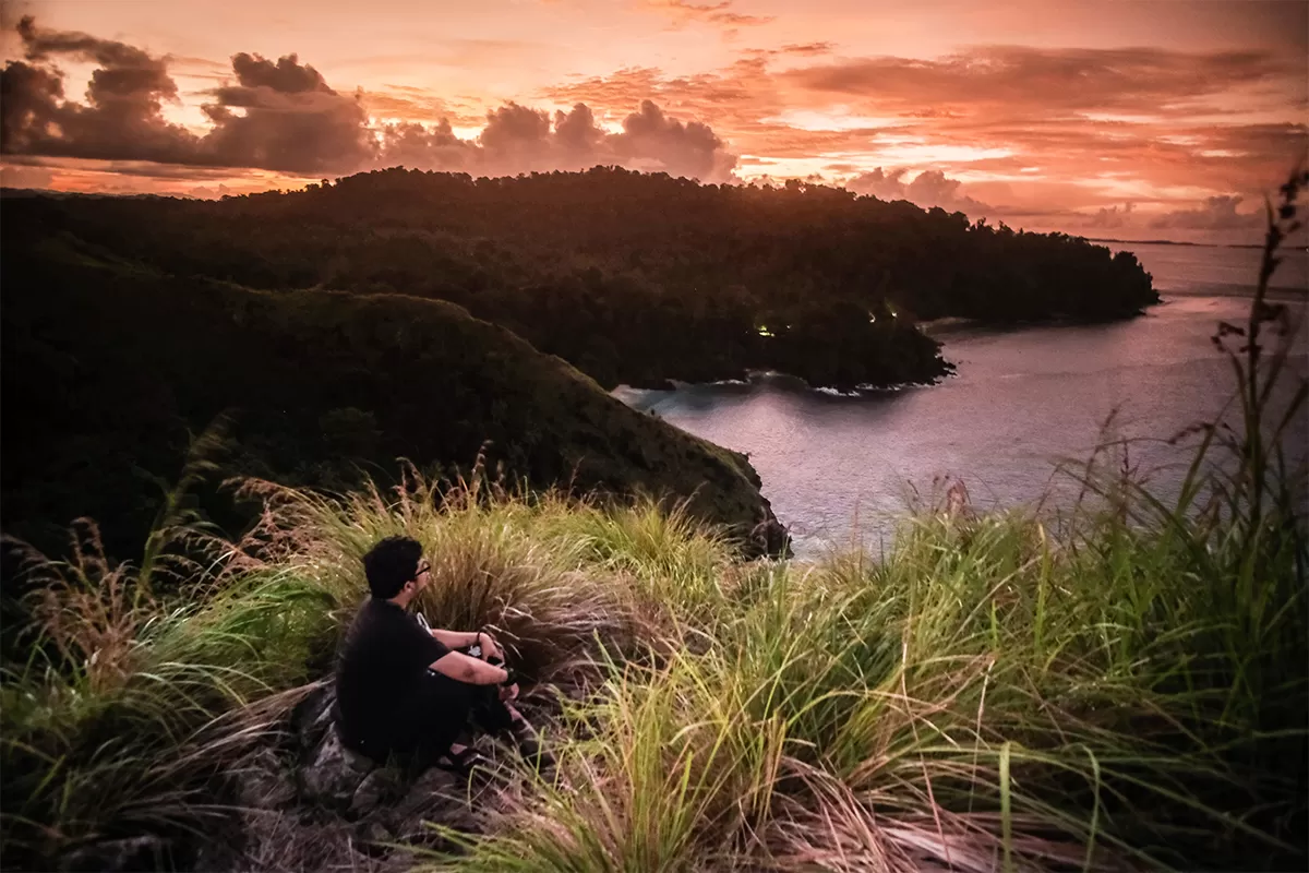 Likupang berada di ujung utara pulau Sulawesi, lokasinya sekitar 1,5 jam saja dari Manado. 