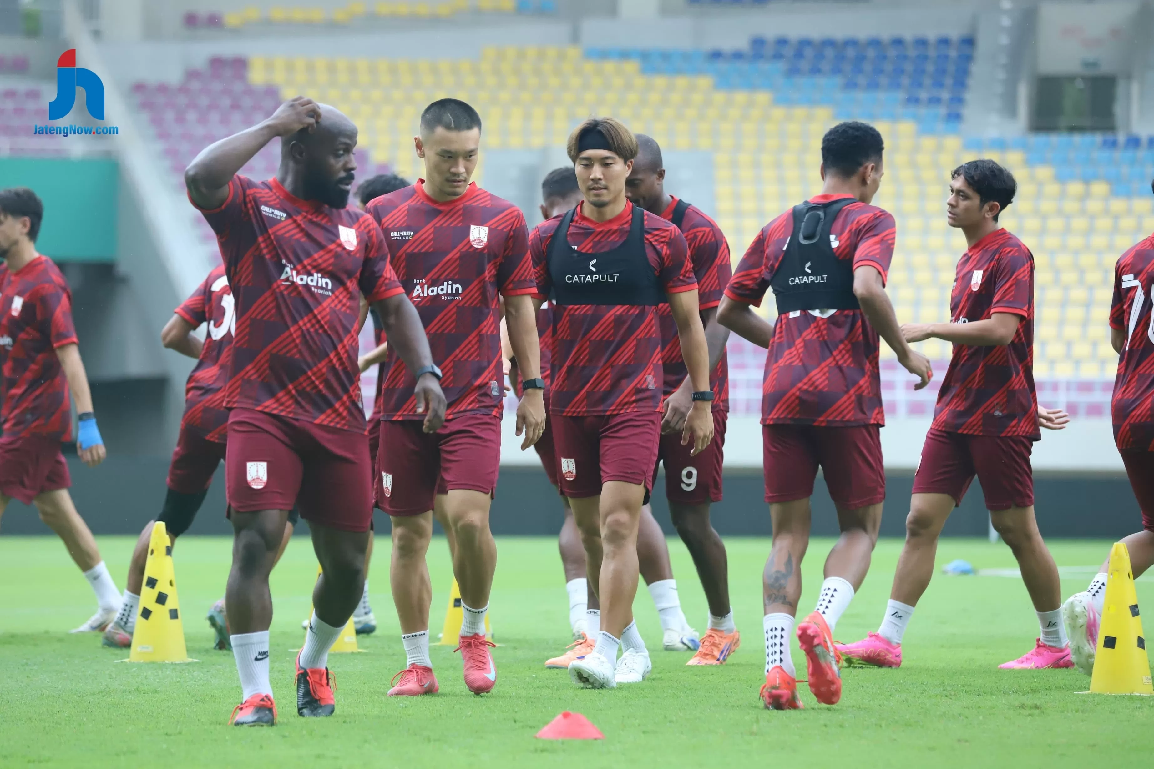 Sesi latihan Persis Solo di Stadion Manahan (Kliksolonews/Benediktus Candra)