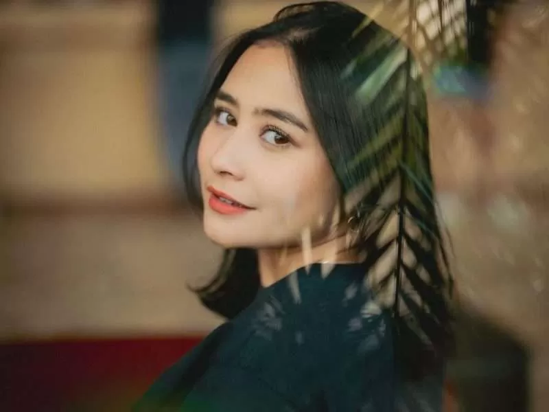 Keluar dari Zona Nyaman, Prilly Latuconsina Aktif Cari Pekerjaan Lewat LinkedIn. (KlikSoloNews/dok prillylatuconsina96)