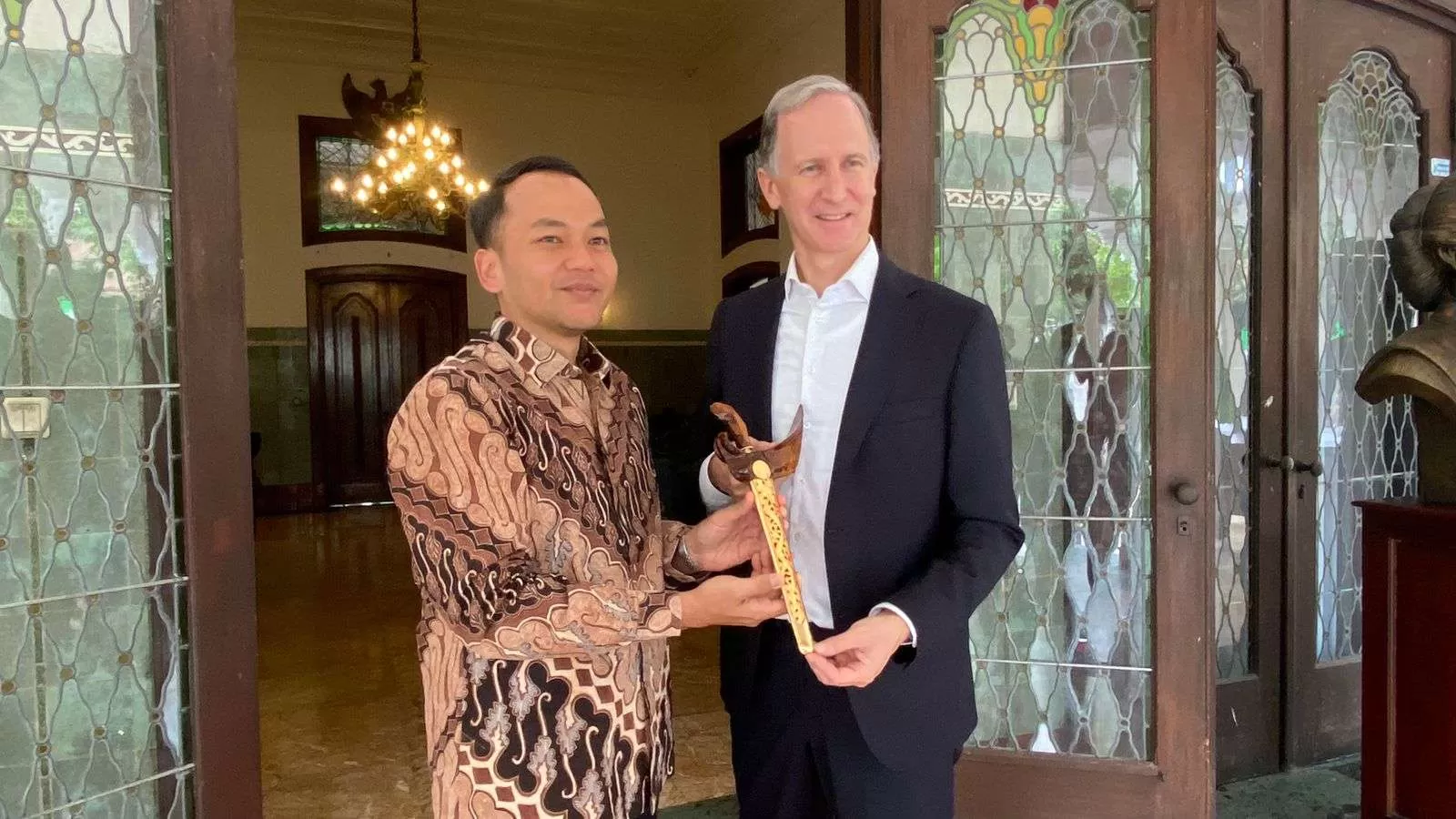 Bertemu Dubes Belanda, Wali Kota Solo Respati Upayakan Pulangkan Koleksi Sejarah dari Belanda (Kliksolonews/dok)