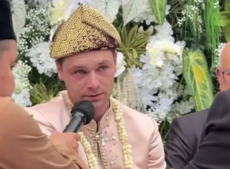 WOW! Viral Pernikahan Wanita Prabumulih dengan Bule Australia, Mahar Tembus Rp12 Miliar. (KlikSoloNews/dok)