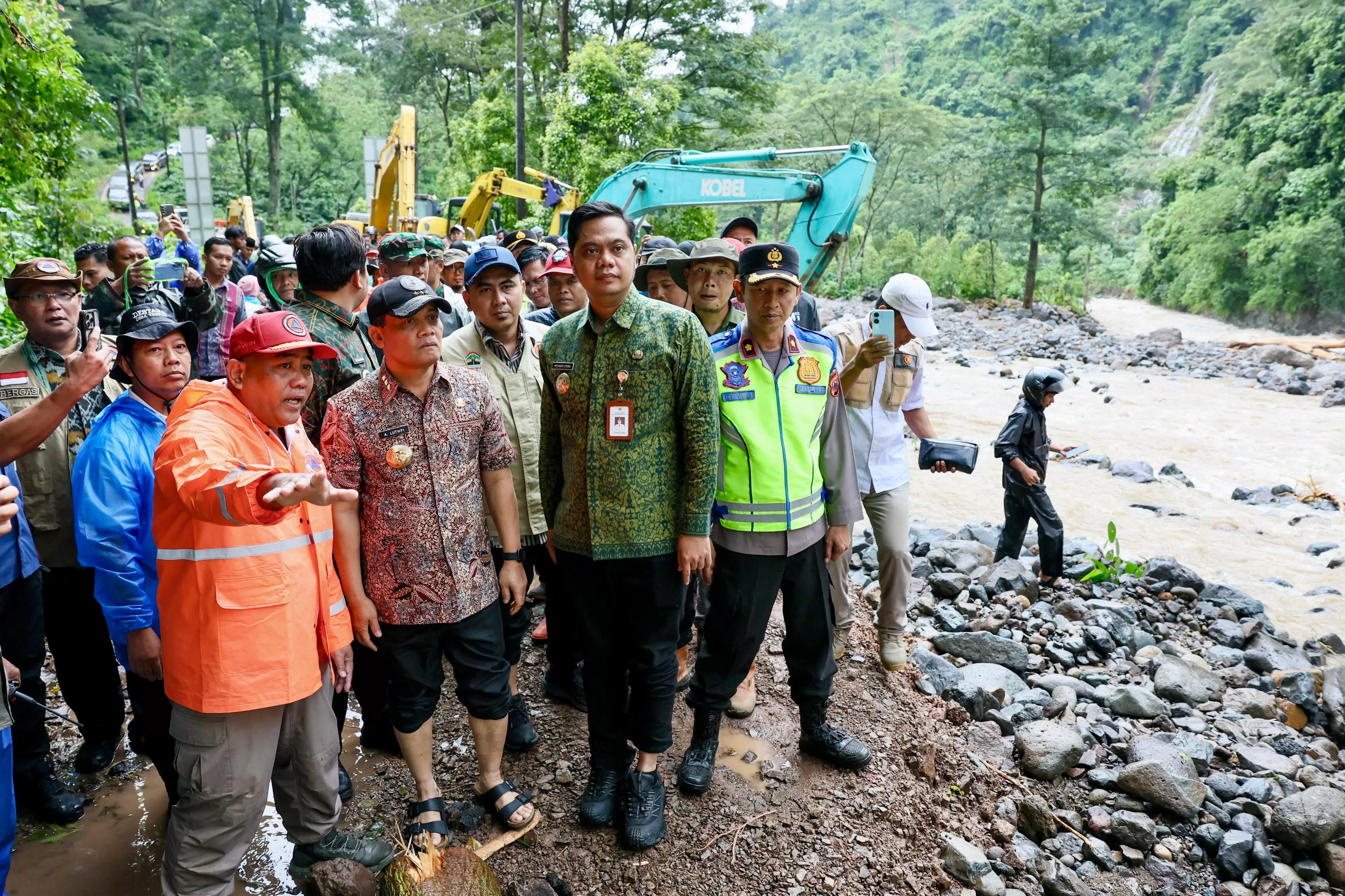 Banjir dan Longsor di Pati, Pemprov Jateng Belum Tetapkan Status Darurat Bencana. (KlikSoloNews/dok Pemprov Jateng)