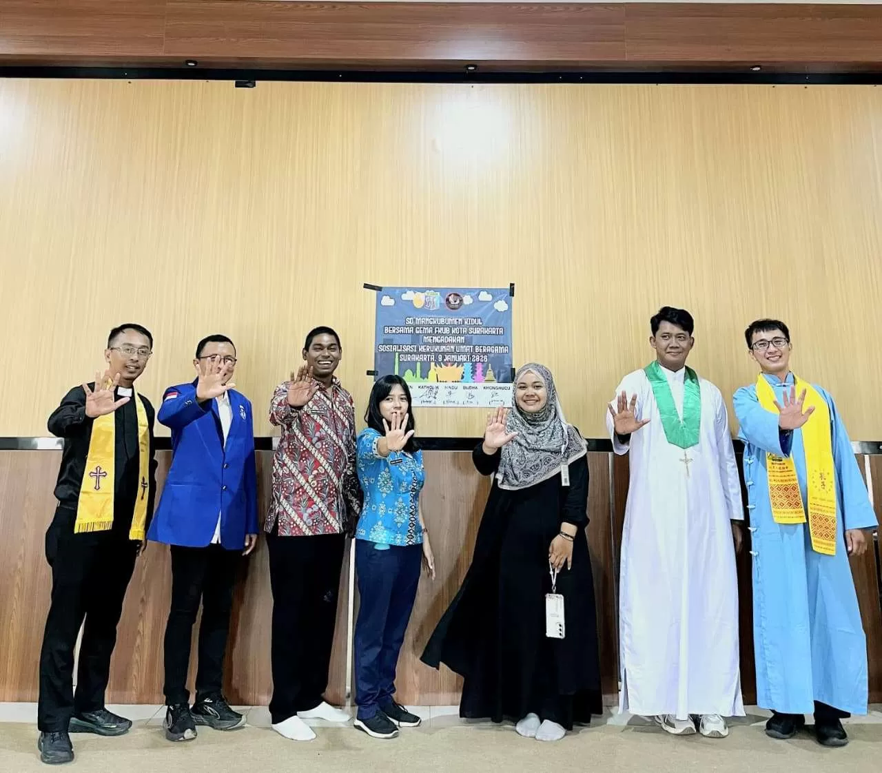 GEMA FKUB Kota Surakarta Sosialisasikan Kerukunan Antarumat Beragama di SDN 16 Mangkubumen. (KlikSoloNews/dok)