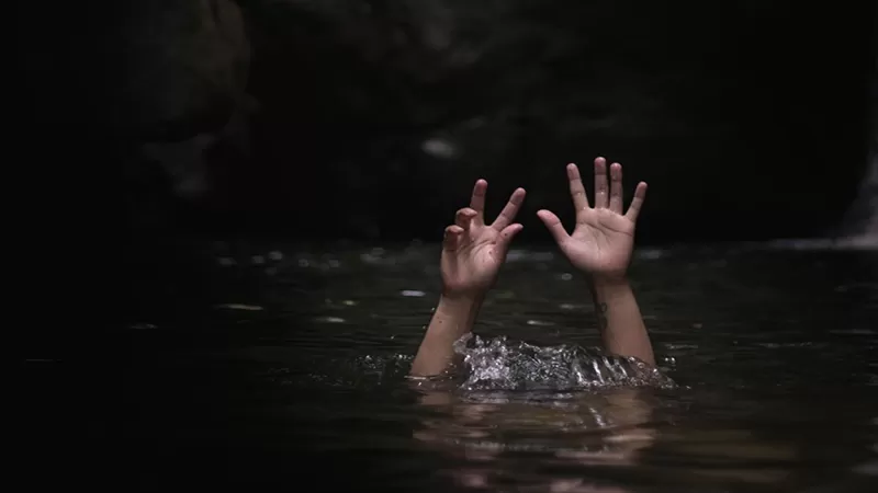 Pemuda Diduga Lompat ke Kali Pepe di Bendungan Tirtonadi Ditemukan Selamat. (KlikSoloNews/dok)
