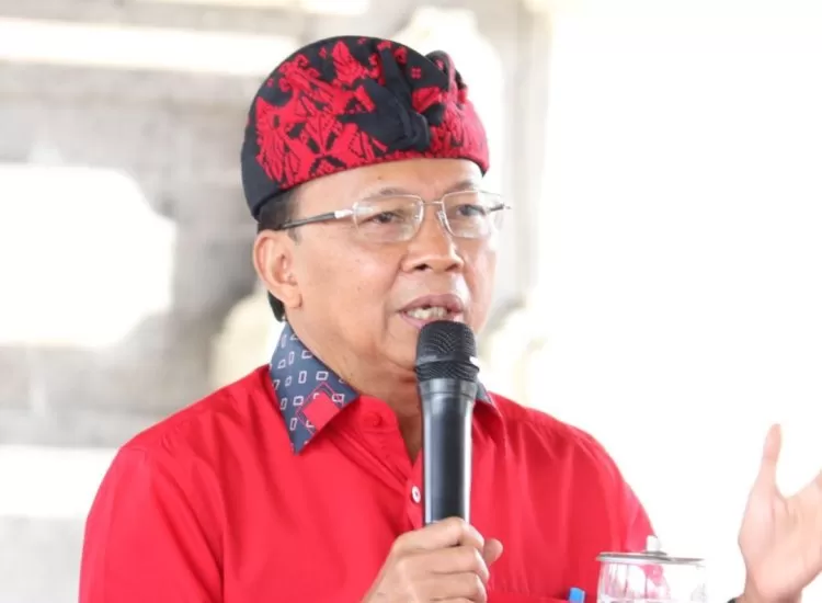 Gubernur Bali Wayan Koster Usulkan Kalender Bali Sebulan 35 Hari. (KlikSoloNews/dok)