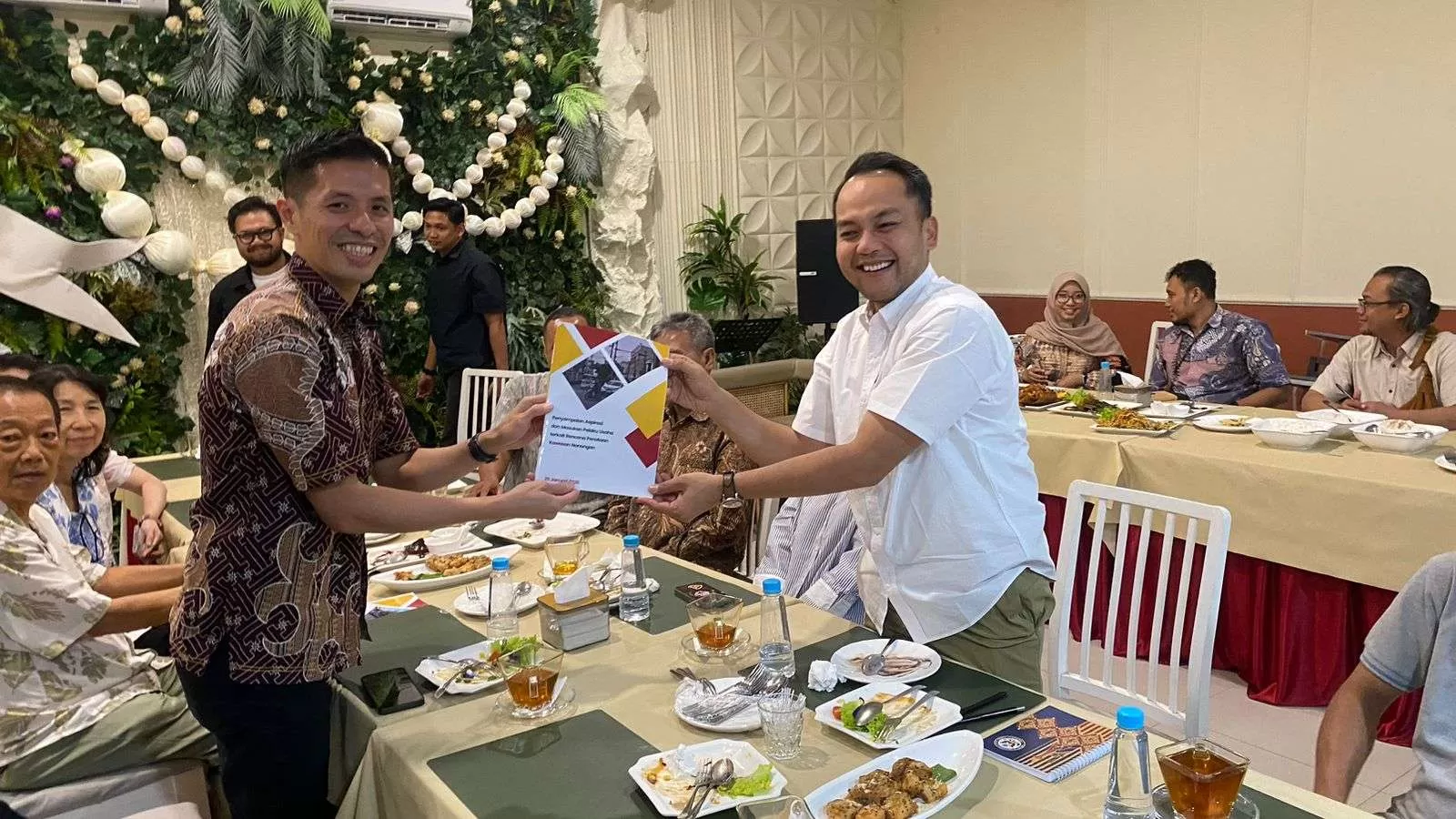 Respati Ardi Serap Aspirasi Warga dan Pelaku Usaha Nonongan Terkait Rencana Wisata Terintegrasi. (KlikSoloNews/dok)