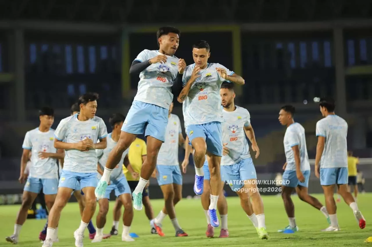 Preview Persis Solo vs Persib Bandung: Bojan Hodak Waspadai Kebangkitan Laskar Sambernyawa. (KlikSoloNews/Benediktus Candra)