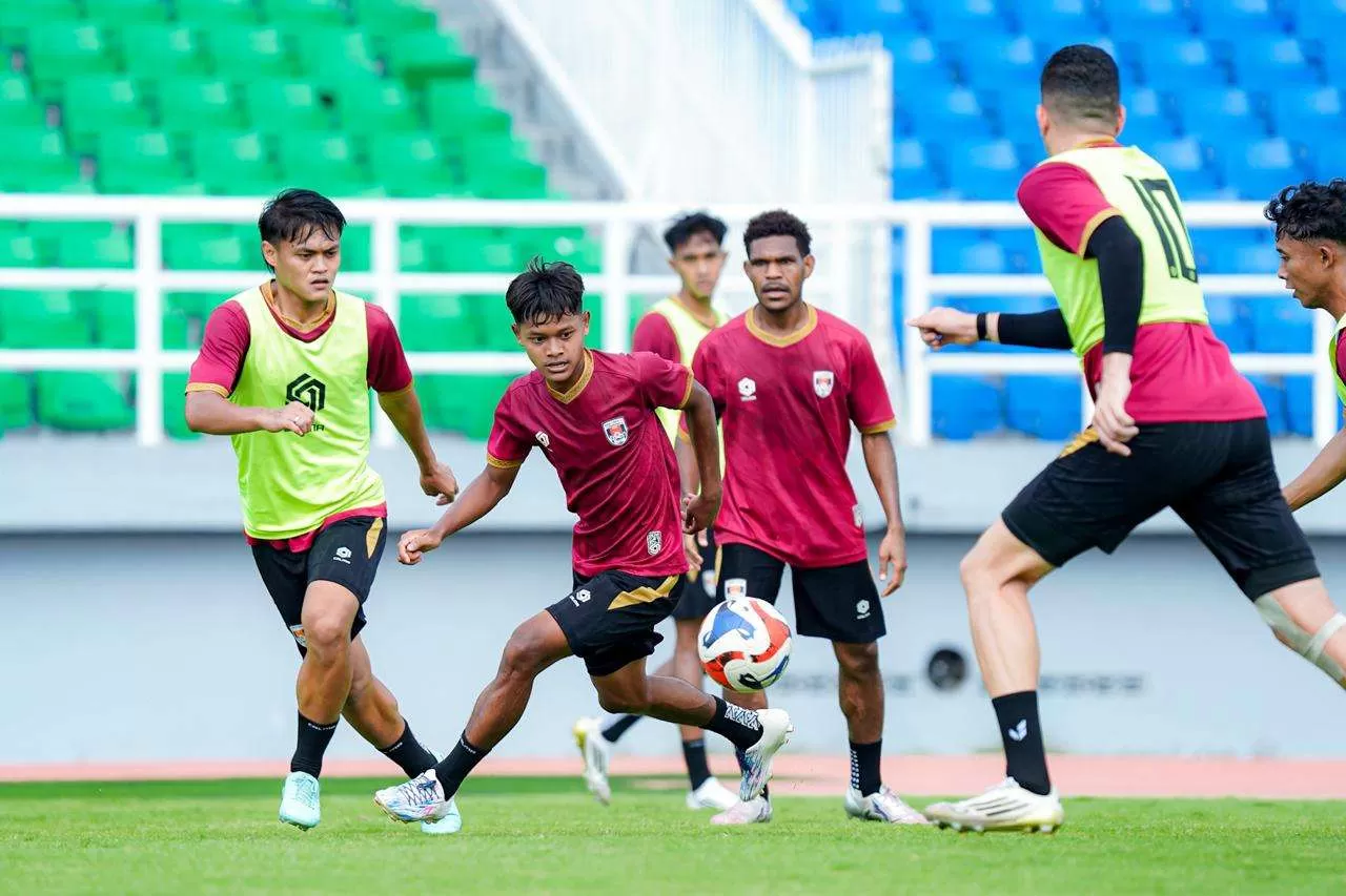 Preview Deltras FC vs Kendal Tornado FC: tefan Keeltjes Percaya Diri Lanjutkan Tren Positif. (KlikSoloNews/dok)