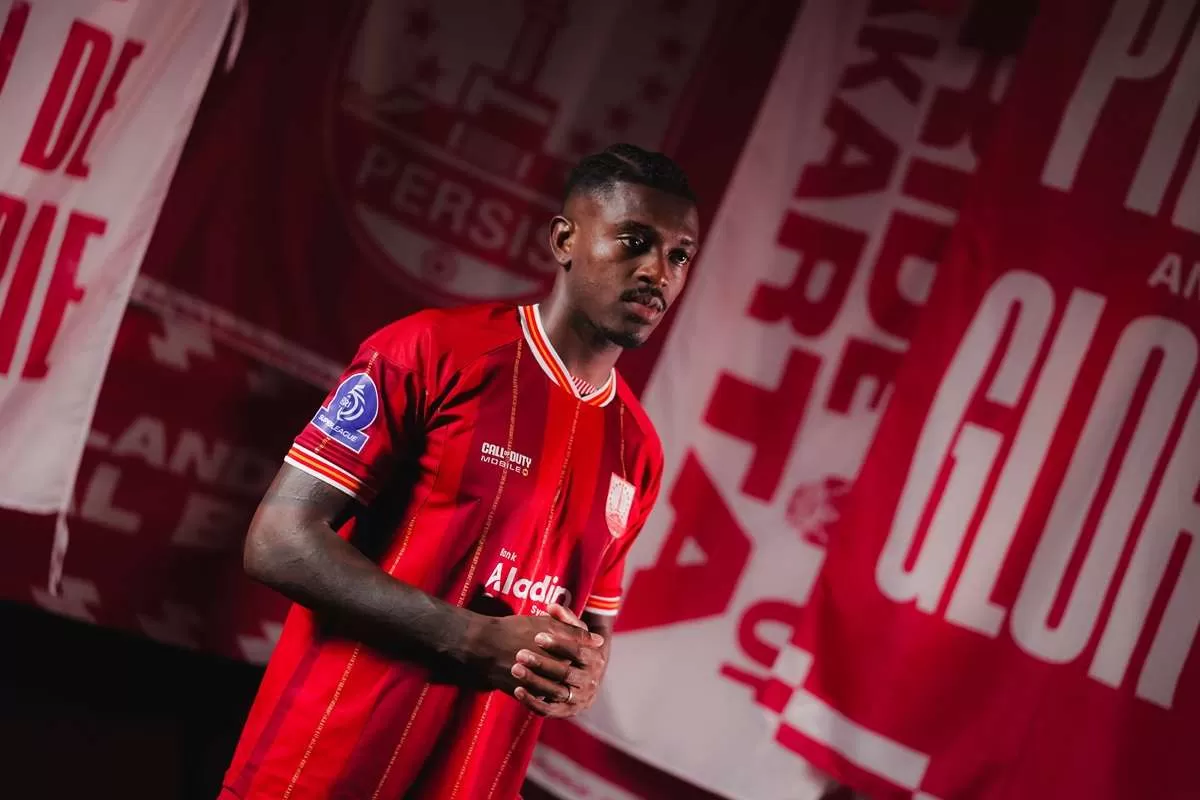 Bursa Transfer Super League: Persis Solo Perkenalkan Jefferson Carioca, Gantikan Jordy Tutuarima. (KlikSoloNews/dok Persis Solo)