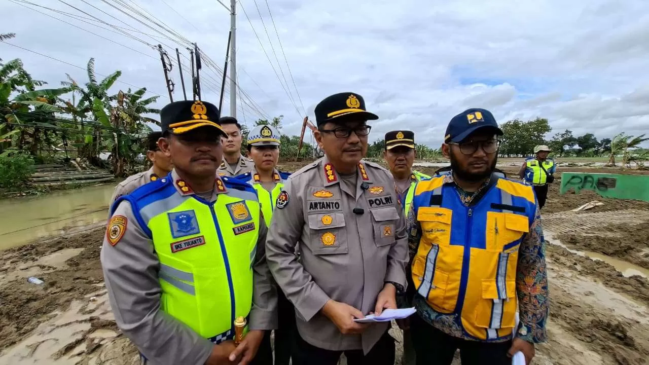 Polda Jateng Kawal Perbaikan Tanggul Sungai Tuntang di Grobogan, Jalur Ditargetkan Pulih Sebelum Lebaran (JatengNOW/Dok)