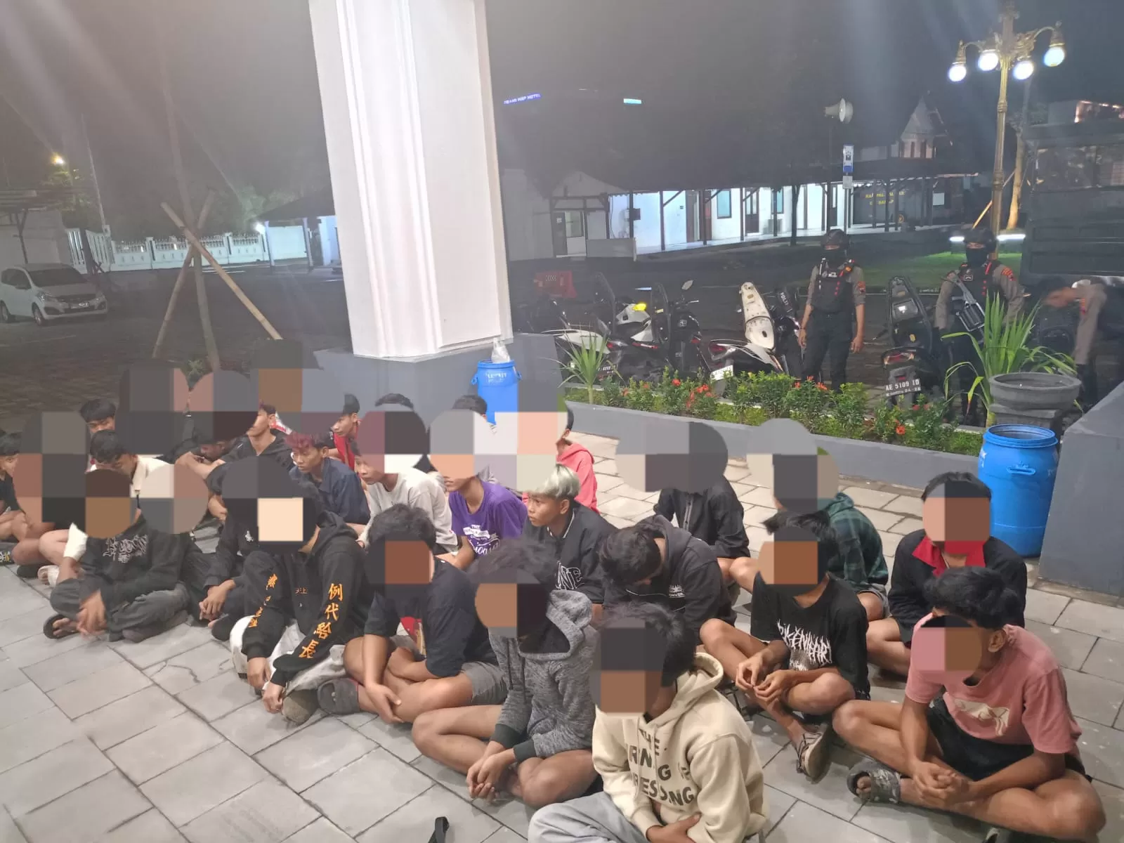 Tim Sparta Polresta Surakarta Gagalkan Perang Sarung Libatkan 32 Remaja di Jebres. (KlikSoloNews/dok)