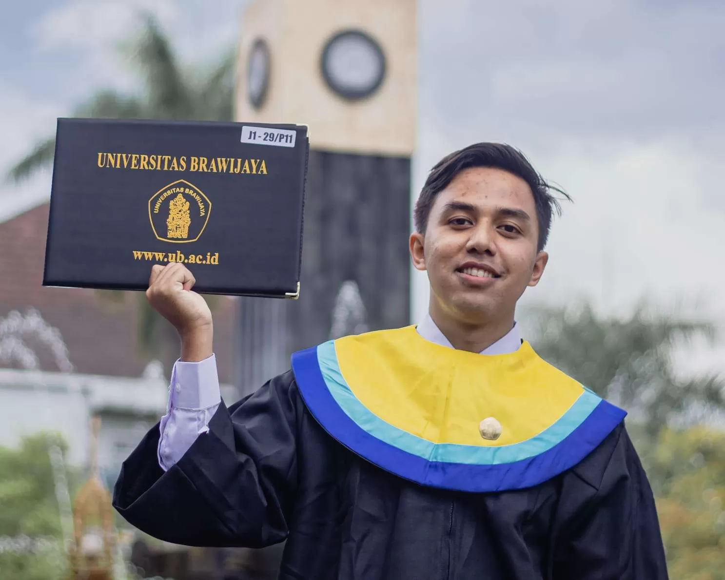 Kisah Inspiratif: Inspiratif! Rafiq Asal Sumbar Kuliah di Jepang Berkat Ajinomoto Scholarship 2026. (KlikSoloNews/dok)