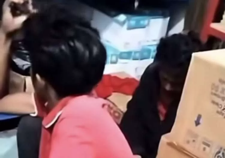 Video Dugaan Penyekapan Karyawan Ekspedisi di Gudang Sunter Viral, Polisi Beri Penjelasan. (KlikSoloNews/dok)