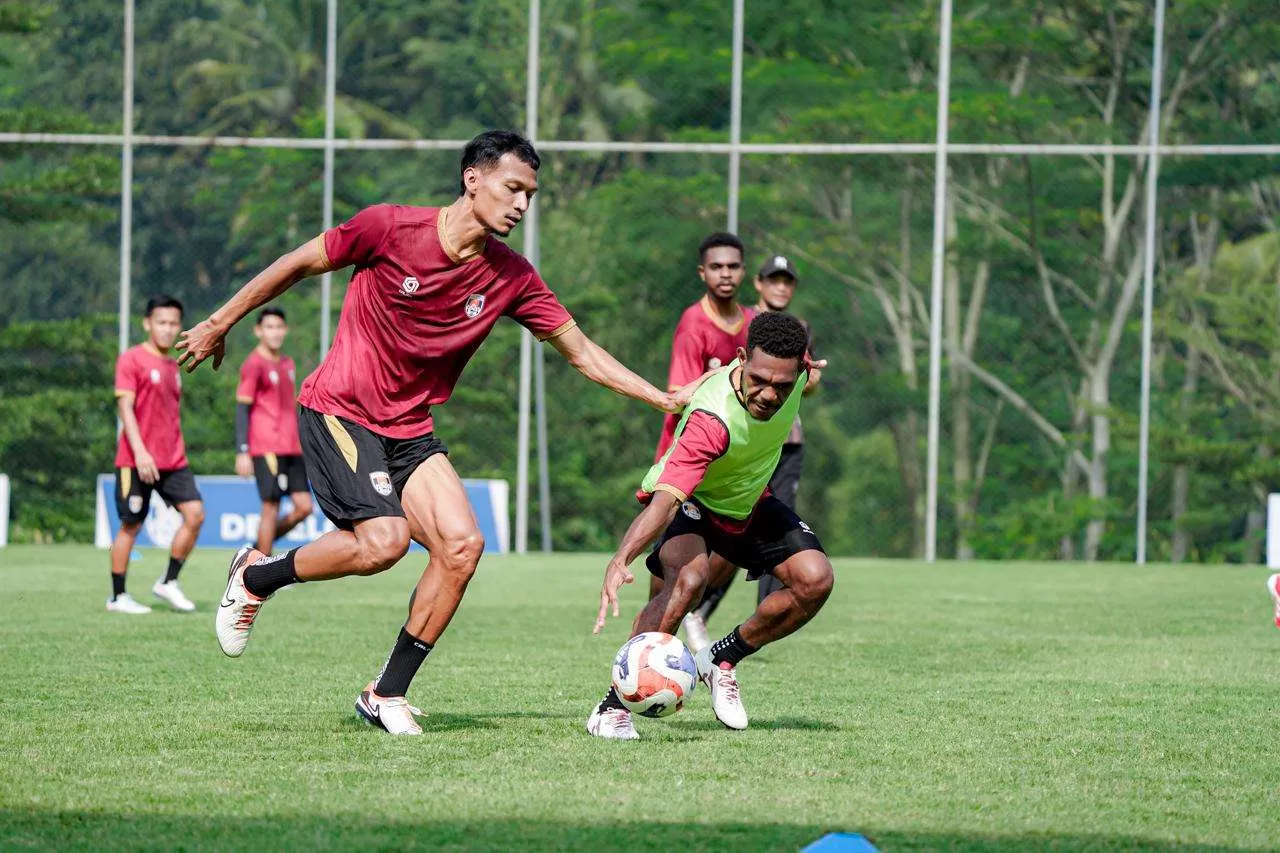 Kendal Tornado FC vs Persipal Palu: Bidik Tiga Poin di Sriwedari, Laskar Badai Pantura Tak Ingin Lengah. (KlikSoloNews/dok)
