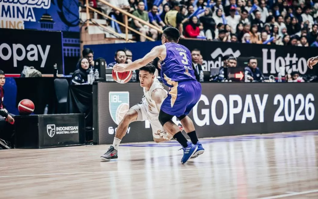 Hasil IBL: Kesatria Bengawan Solo Takluk dari Satria Muda, Abraham Wenas Soroti Hilangnya Momentum. (KlikSoloNews/dok IBL)