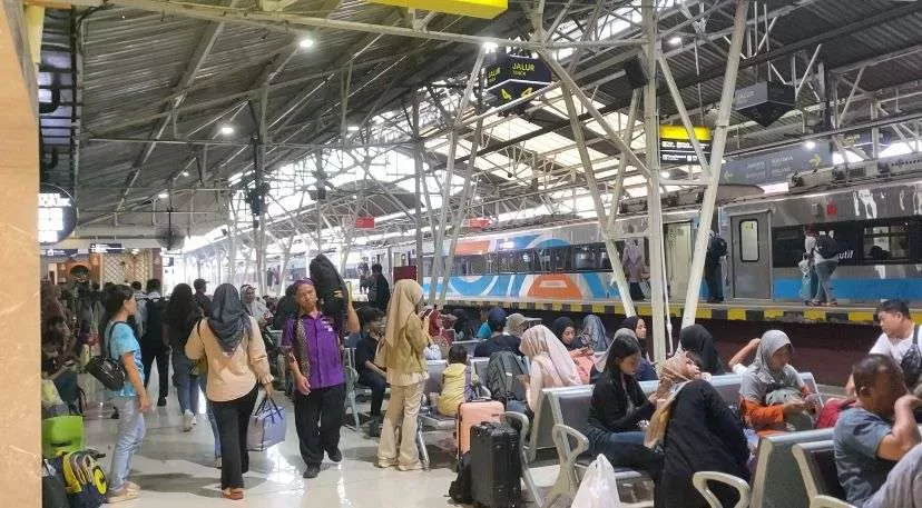 Tiket KA Lebaran dari Daop 6 Yogyakarta Sudah Terjual 272 Ribu Lebih, Puncak Terjadi H+3 Lebaran. (KlikSoloNews/dok)