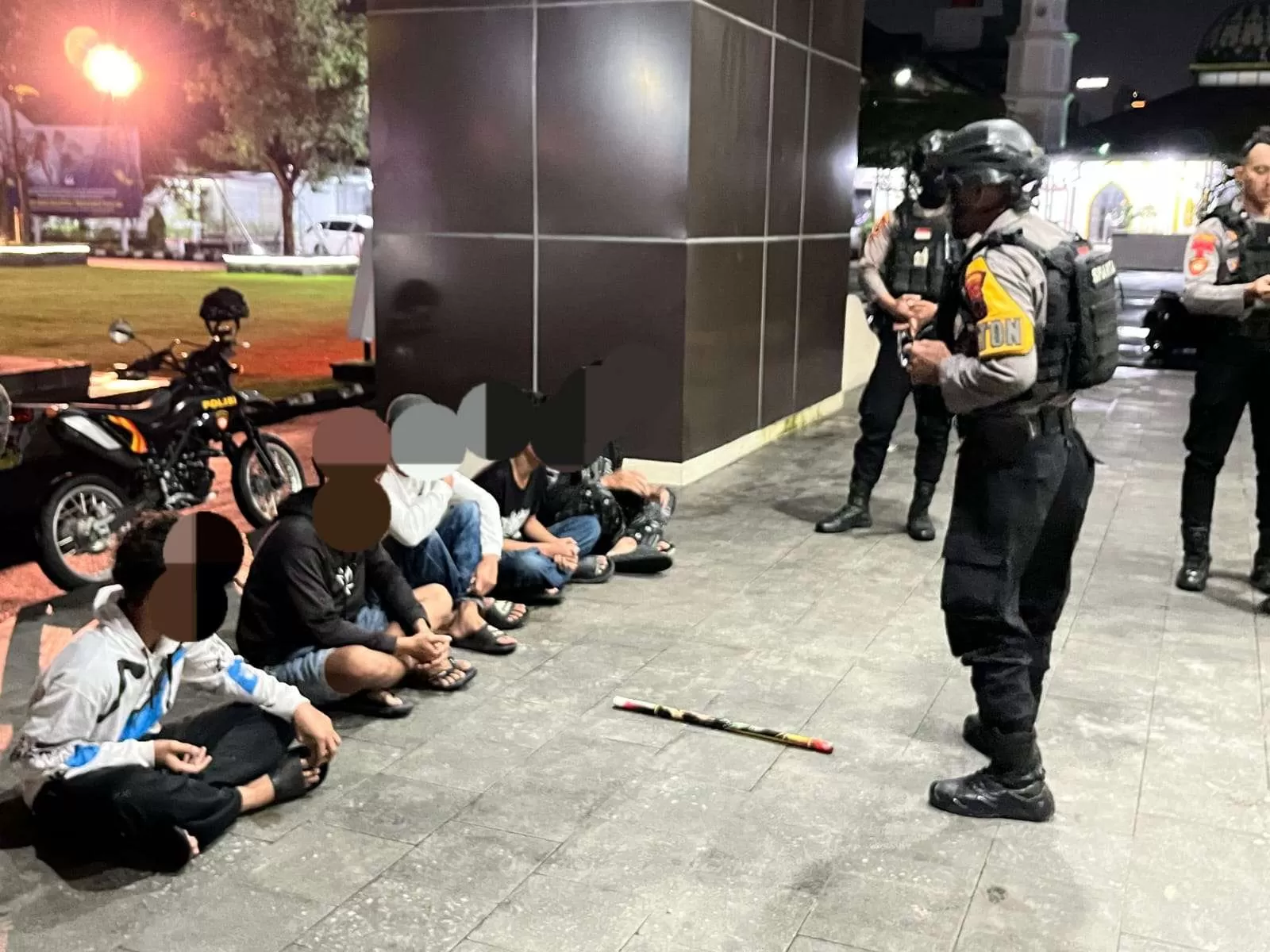Bawa Petasan dan Pengaruh Miras saat Sahur On The Road, Lima Pemuda Sukoharjo Diamankan Tim Sparta. (KlikSoloNews/dok)