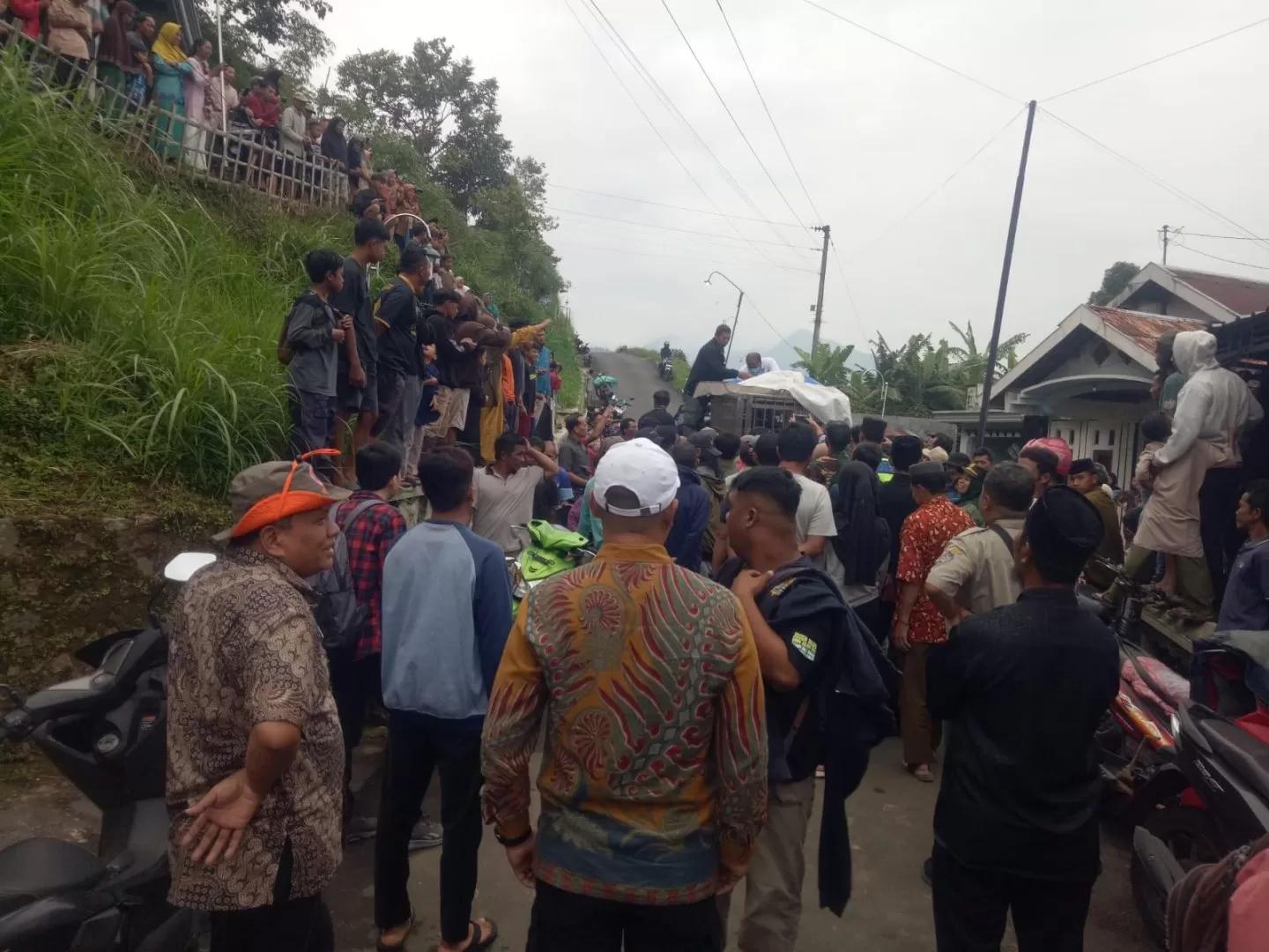 Macan Tutul Tawangmangu Dievakuasi, Dibawa ke Taman Safari Jurug (Kliksolonews/Dok)