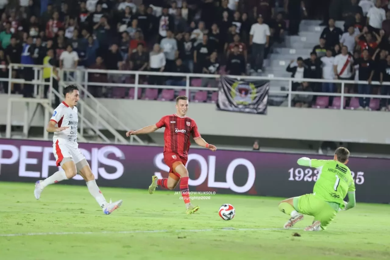 HASIL Super League 2025/26: Bruno Gomes Cetak Brace! Persis Solo Menang Telak 3-0 atas Bali United, Keluar dari Zona Degradasi (Kliksolonews/Benediktus Candra)