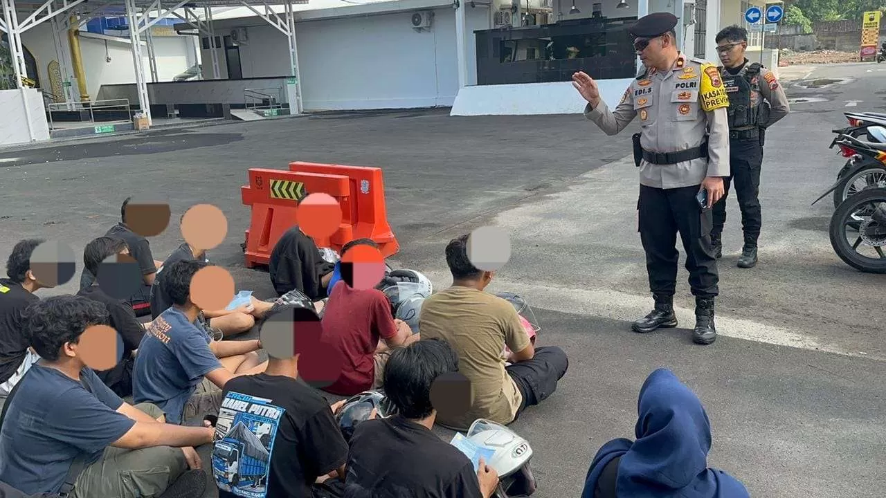 Respon Keluhan Warga! Tim Sparta Polresta Solo Tertibkan Motor Berknalpot Brong di Joglo, 16 Remaja Diamankan (Kliksolonews/dok)