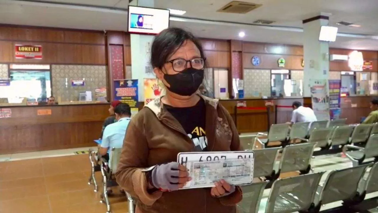 Pemprov Jateng Gratiskan Bea Balik Nama Kendaraan Bekas, Ini Syarat dan Ketentuannya. (KlikSoloNews/dok Pemprov Jateng)