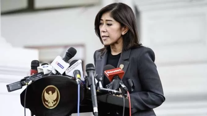 WFH Tiap Jumat Bukan Libur! Meutya Hafid Tegaskan: Layanan Publik Tak Boleh Terganggu. (KlikSoloNews/dok)
