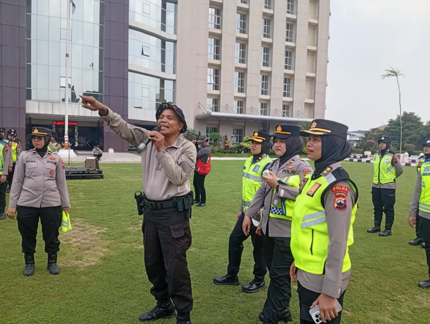 Polwan Negosiator Ditempa Lebih Intensif, Siap Wujudkan Pengamanan Berbasis Empati. (KlikSoloNews/dok Polda Jateng)
