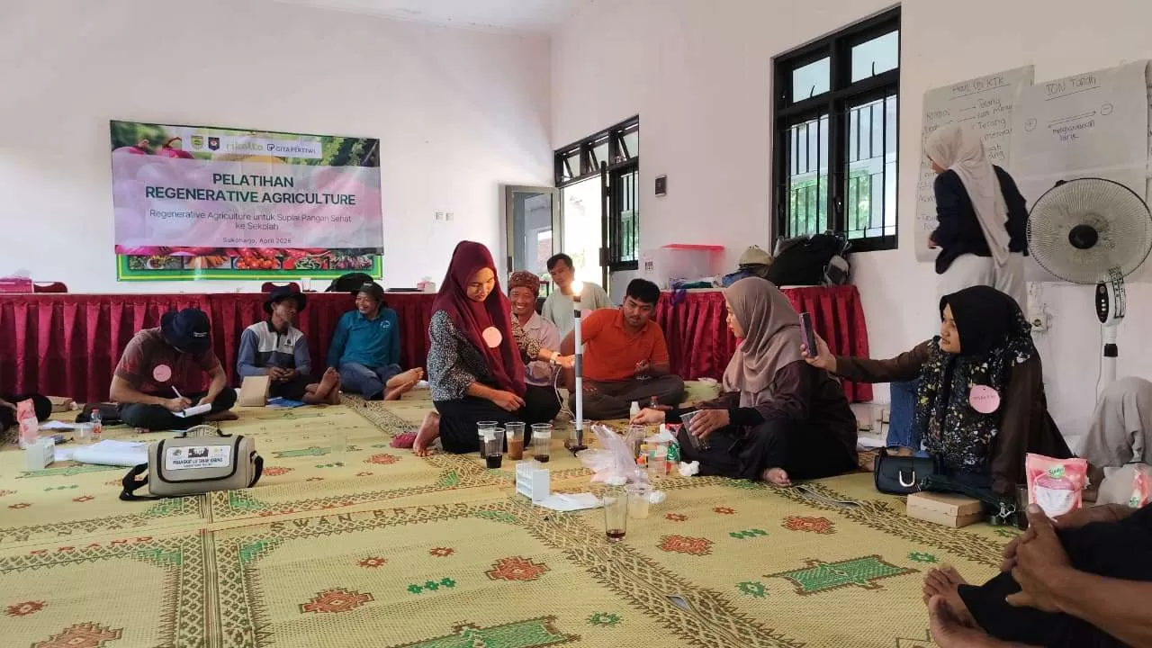 Petani Sukoharjo Siap Produksi Pangan Sehat dengan Regeneratif Agriculture. (KlikSoloNews/dok)