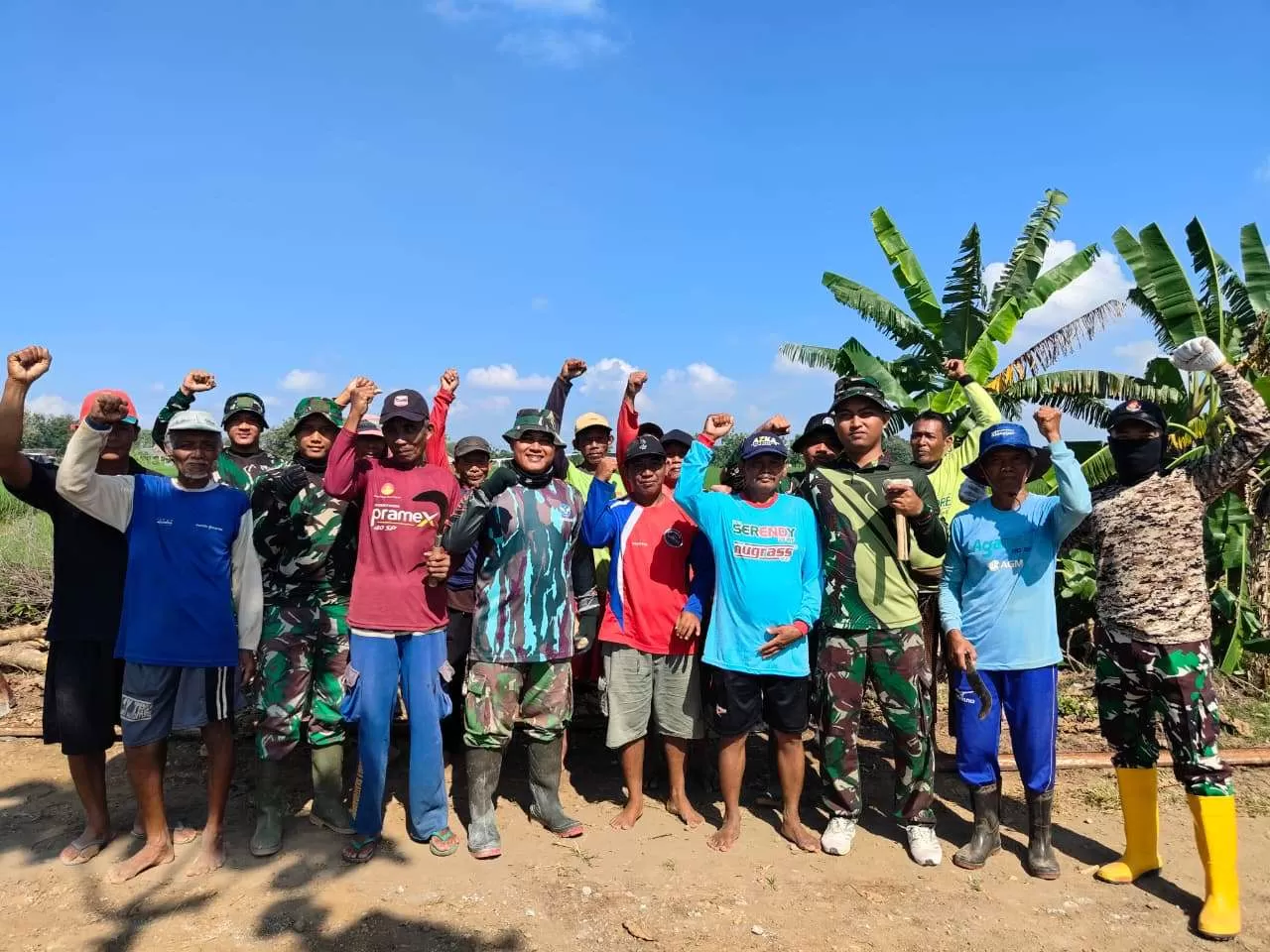 TNI AU Ikut Sukseskan TMMD Sragen, Perkuat Sinergi Lintas Matra di Desa Puro. (KlikSoloNews/dok)