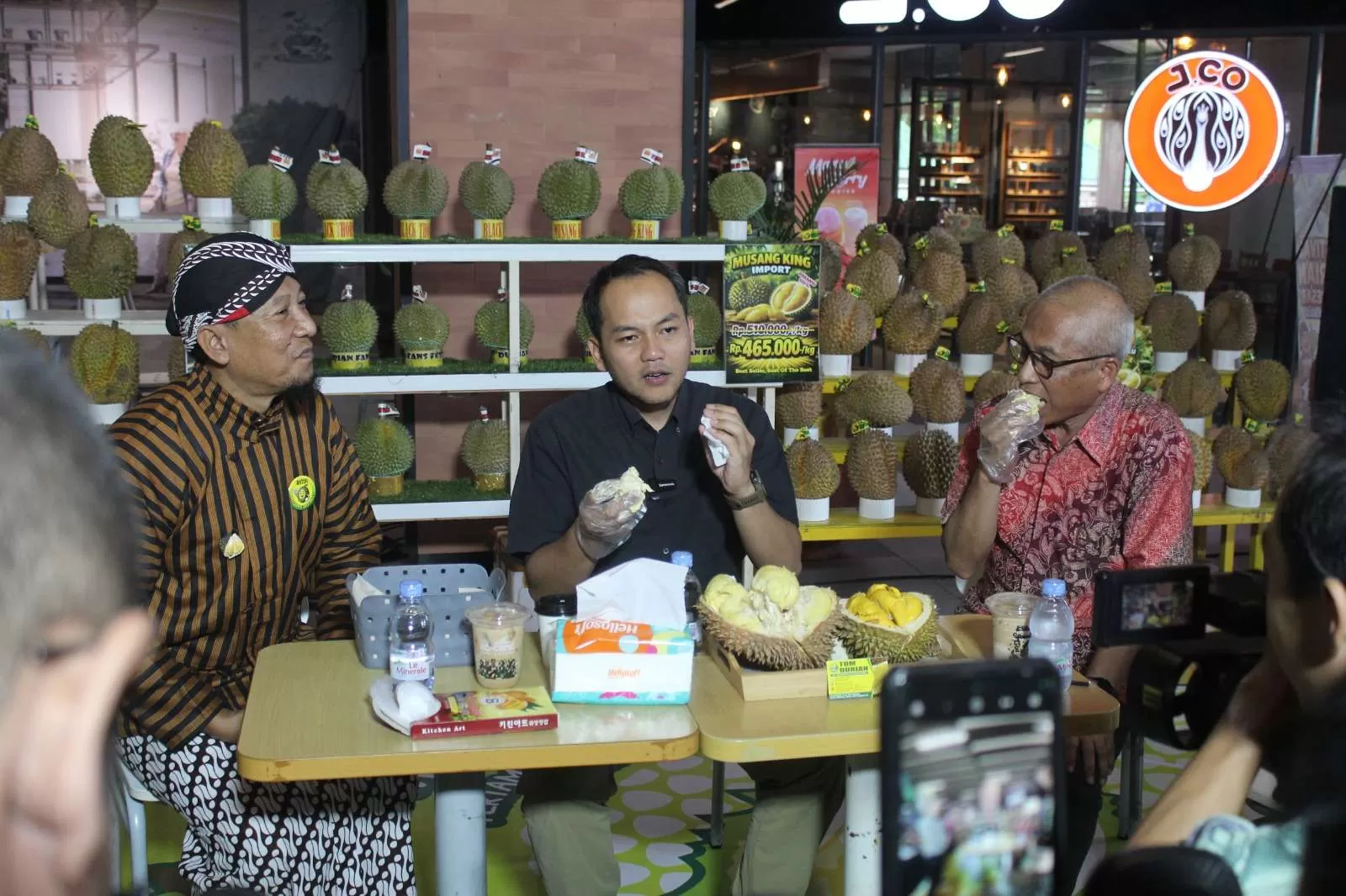 Diserbu Durian Premium! Festival Durian Terbesar di Solo Resmi Dibuka, Musang King hingga Black Thorn Diburu. (KlikSoloNews/dok) 