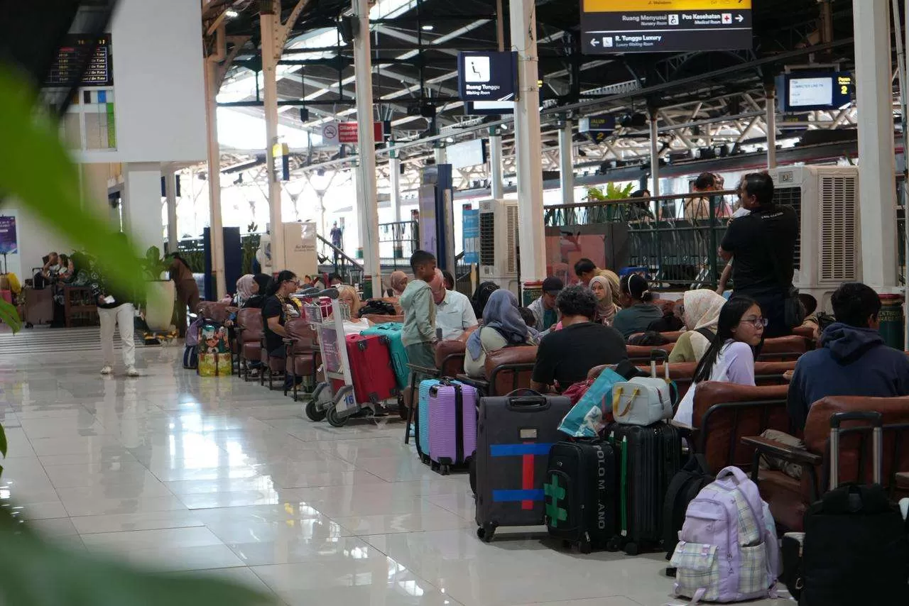 KAI Daop 6 Yogyakarta Imbau Penumpang Patuhi Aturan Bagasi dan Penggunaan Stop Kontak di Kereta. (KlikSoloNews/dok KAI)