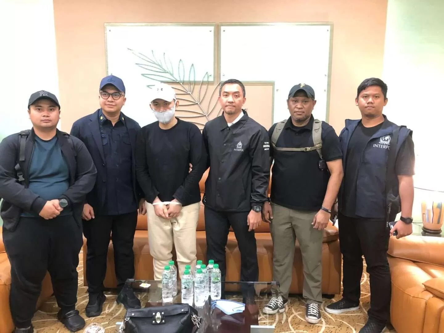 Buronan Narkoba “The Doctor” Ditangkap di Penang, Polri Bongkar Jaringan Lintas Negara. (KlikSoloNews/dok Mabes Polri)