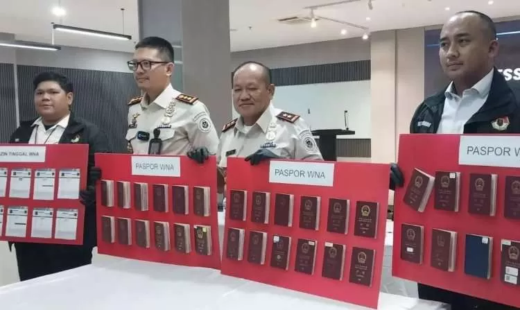 Imigrasi Bekasi Amankan 78 WNA di GIIC Deltamas, Diduga TKA Ilegal. (KlikSoloNews/dok)