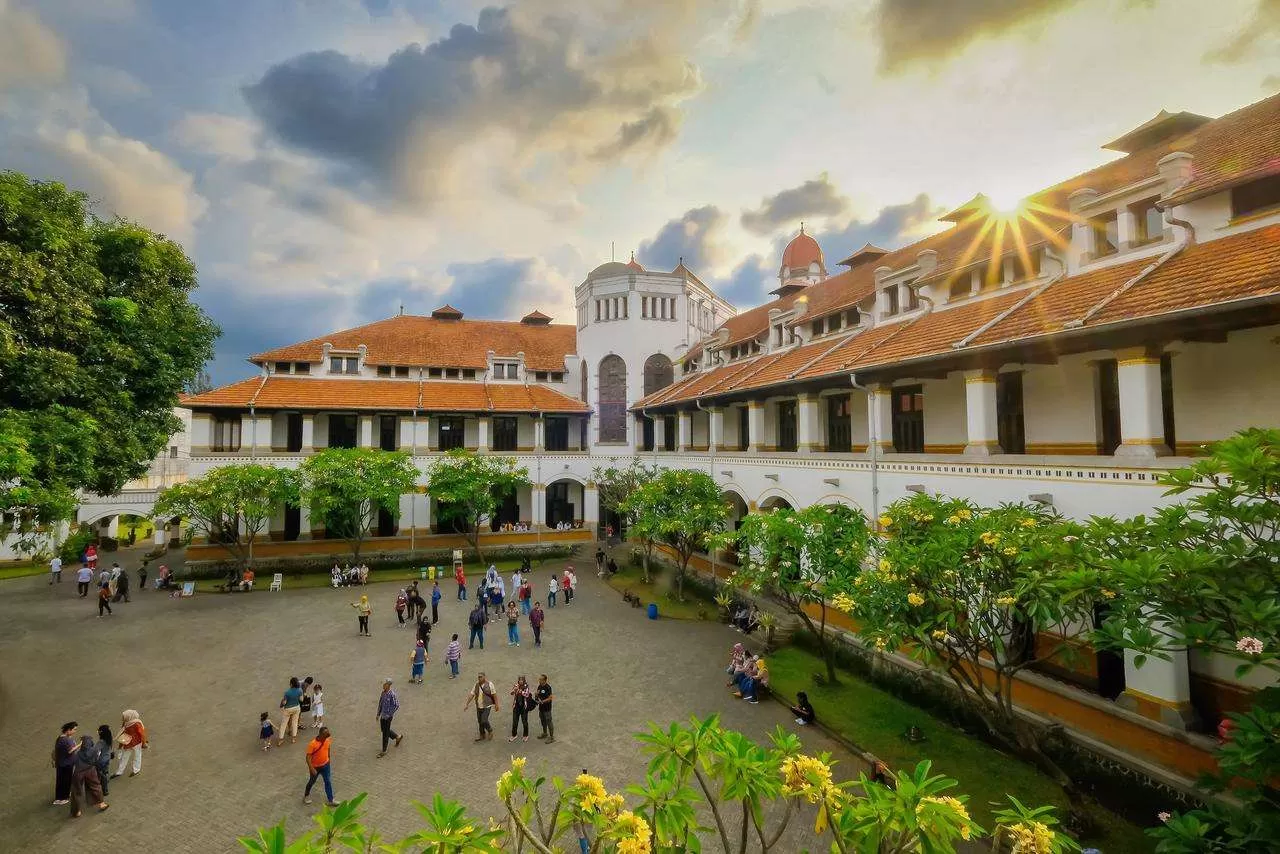 Promo HUT ke-479 Kota Semarang, Tiket Lawang Sewu Diskon 50 Persen hingga Gratis. (KlikSoloNews/dok)