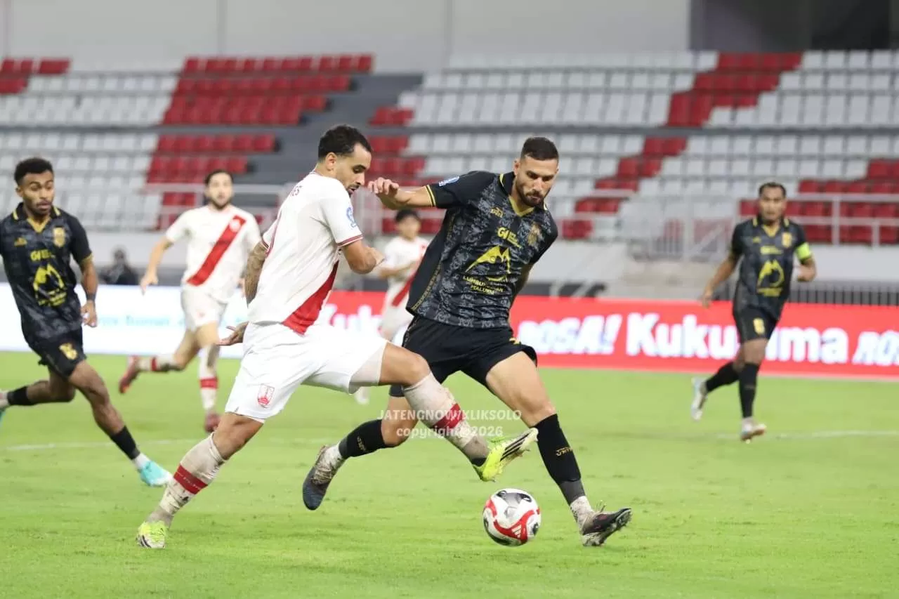 HASIL Super League 2025/26: Lawan 10 Pemain dari Babak Pertama, Persis Justru Dibantai Malut United 2-5 (Kliksolonews/Benediktus Cnadra)