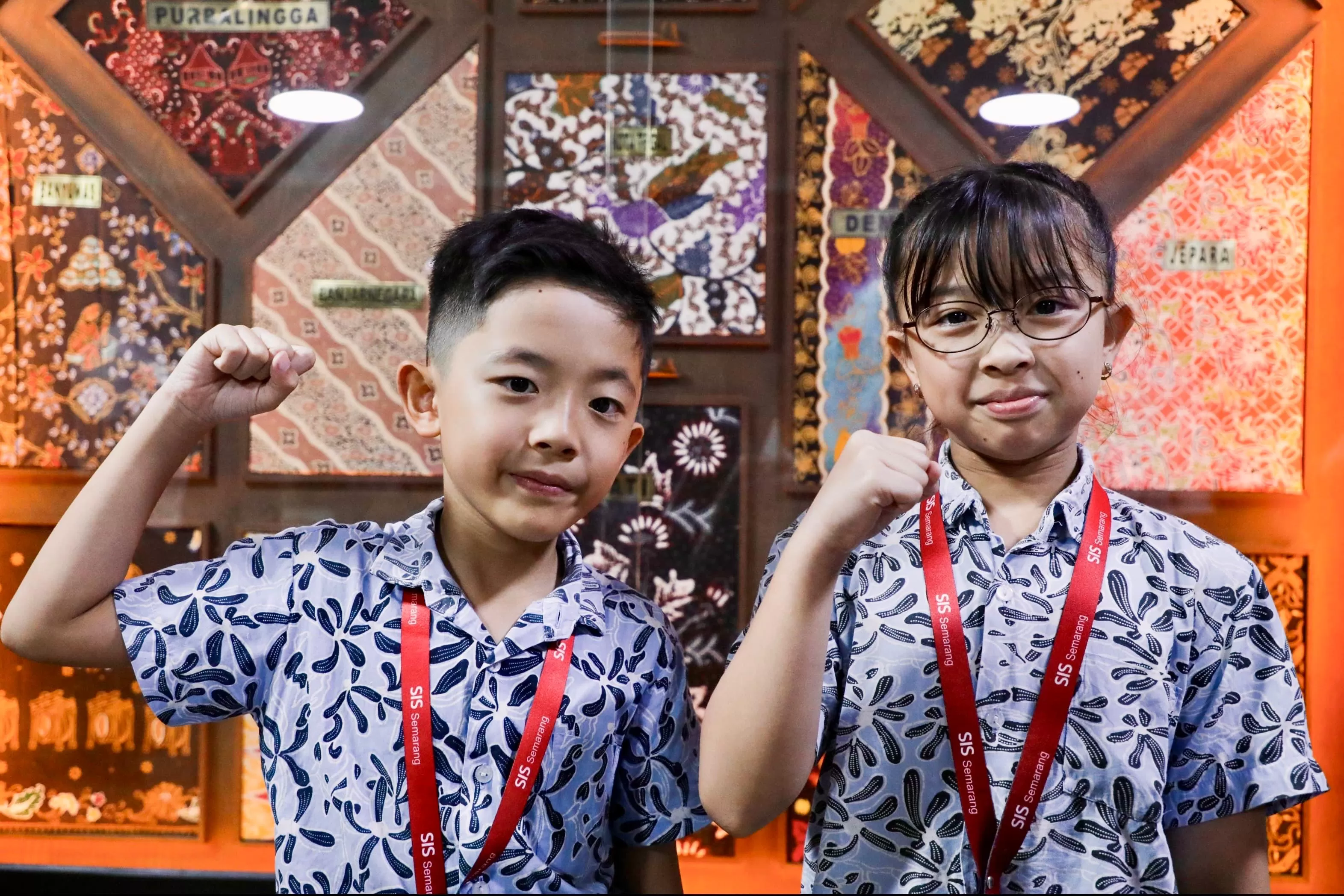 Kisah Inspiratif! Albert Ang dan Aimee Ang Bersinar di Dunia, Juara Olimpiade Matematika dan Senam Internasional. (KlikSoloNews/dok)