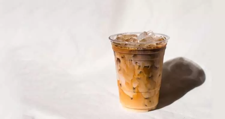 Terlihat Sehat, Ternyata Ini Risiko di Balik Minuman Gula Aren yang Viral! (KlikSoloNews/dok)