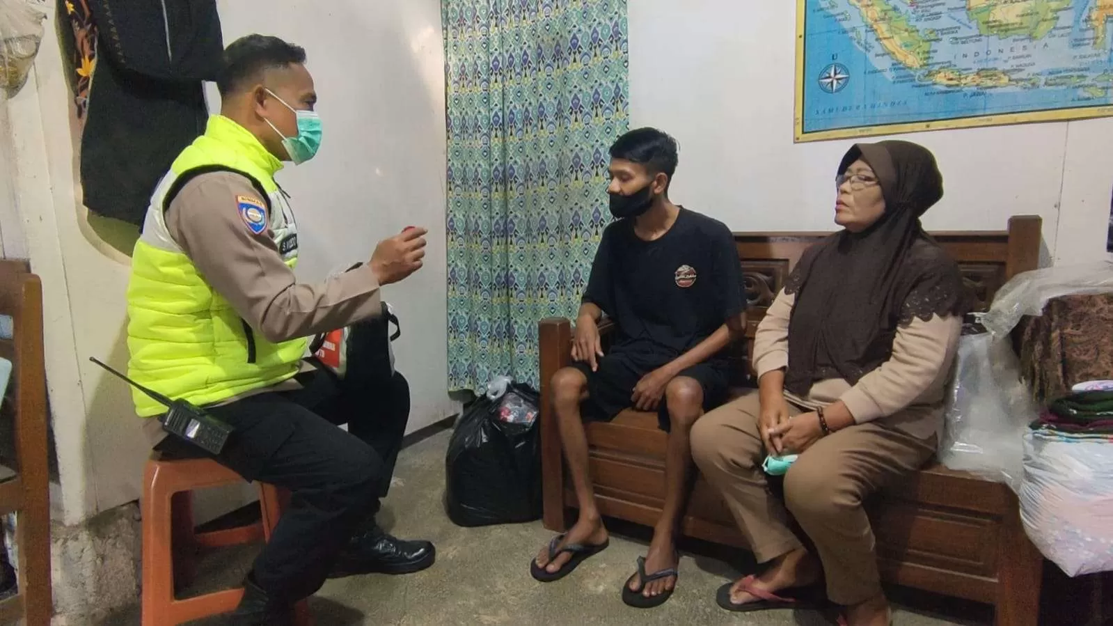 Bhabinkamtibmas Pajang Jadi Tracer TB Paru, Bantu Deteksi Dini dan Cegah Penularan di Solo. (KlikSoloNews/Adhirajasa)