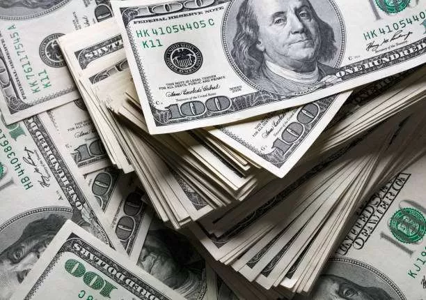 MAKIN TERPURUK! Nilai Tukar Rupiah Hari Ini 3 Juni, Rp17.910 per Dolar AS, Cetak Rekor Terlemah Sepanjang Sejarah. (KlikSoloNews/dok)