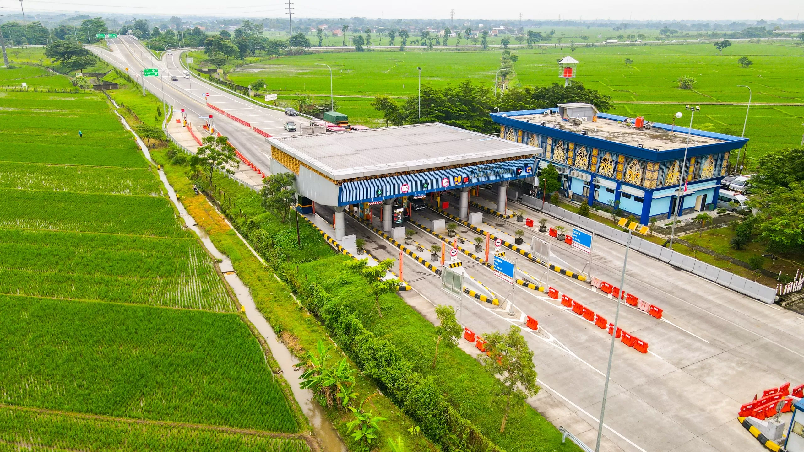 Libur Panjang Juni 2026, Tol Solo-Ngawi Dilintasi 328 Ribu Kendaraan. (KlikSoloNews/dok)