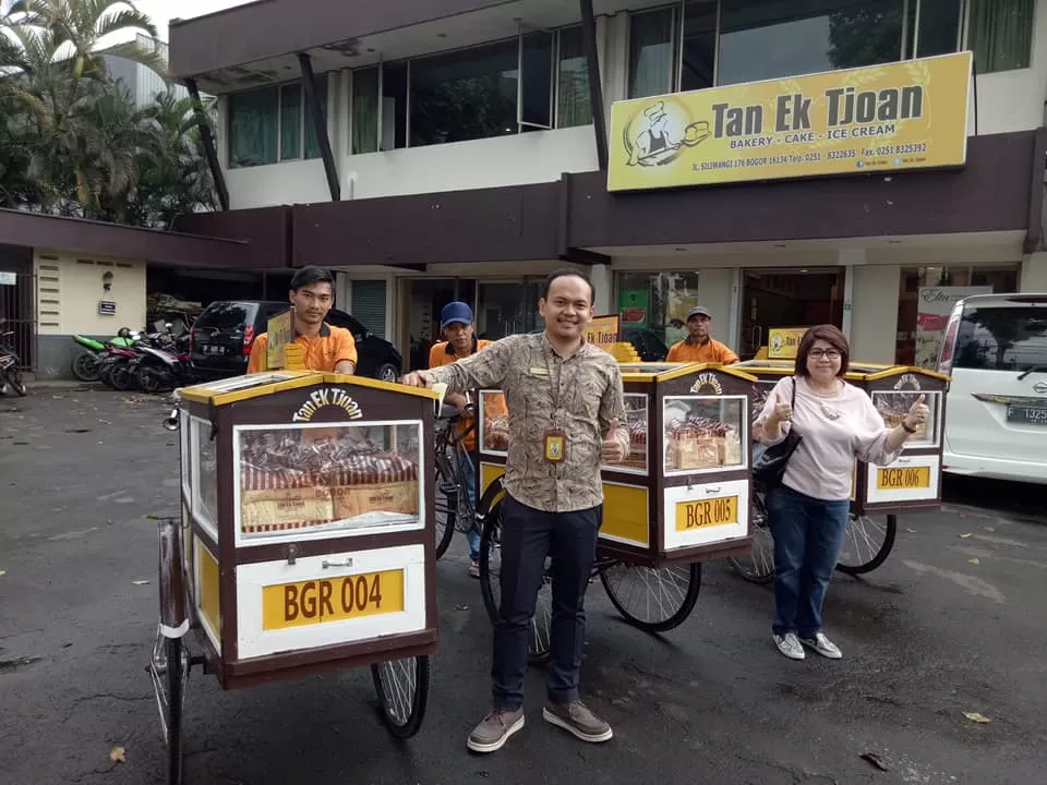 Toko roti Tan Ek Tjoan Bogor milik Lidya Elia. (Foto: Facebook Tan Ek Tjoan Bakery Bogor) 