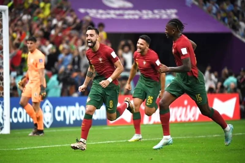Bruno Fernandes merayakan golnya dalam laga Portugal Vs Uruguay pada matchday 2 Grup H Piala Dunia 2022. (Foto: gulf-times)