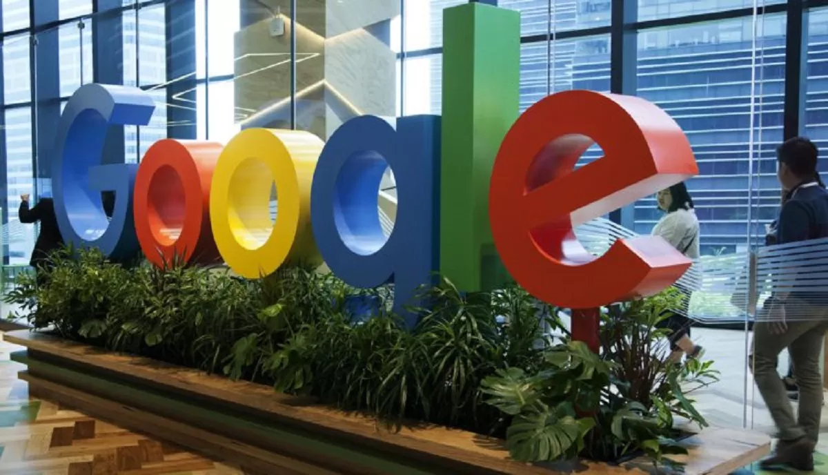 Google telah meminta manajernya untuk memilih 6% staf perusahaan untuk di-PHK atau dipecat. Foto: TechCrunch