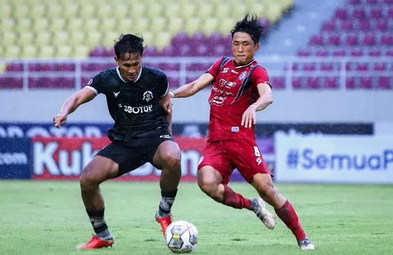 Arema FC naik peringkat berkat gol bunuh diri Persikabo 1973 pada lanjutan Liga 1 Rabu 14 Desember 2022. (Foto: Arema FC)