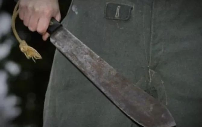 Pria Muda Remaja Disabet dengan Pedang karena nekat lamar istri orang (Dok Pixabay)